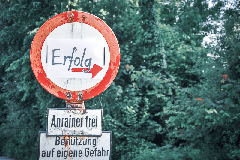 Lernen Titelbild Schild Erfolg