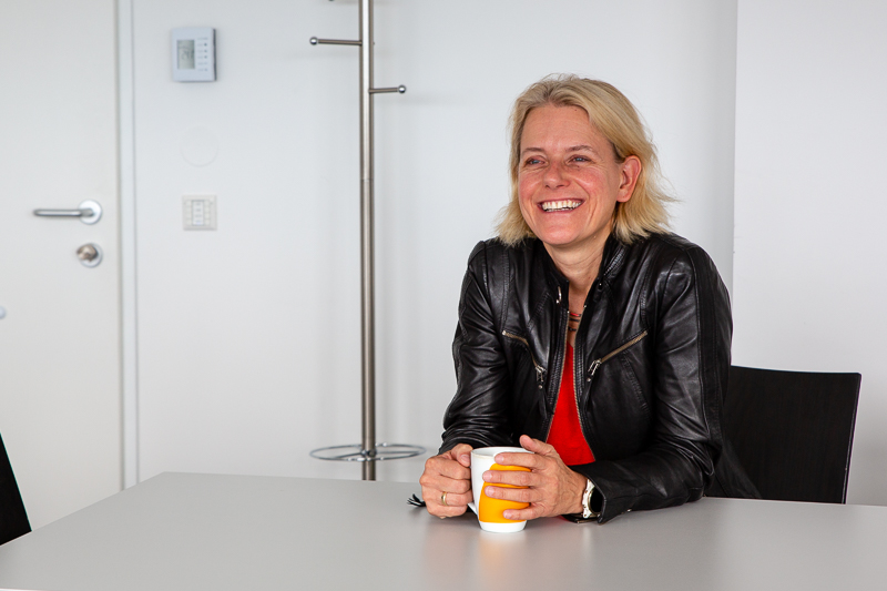 Hüsing Portrait Fachbereich Chemie und Physik der Materialien