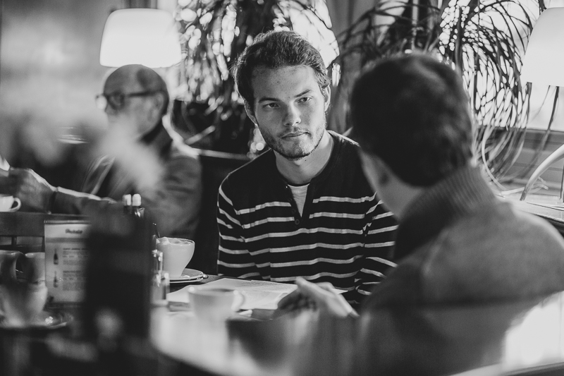 Redakteur im Gespräch mit Tobias Pötzelsberger