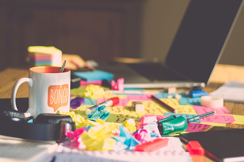 motivation-im-studium-1 Chaotischer Schreibtisch