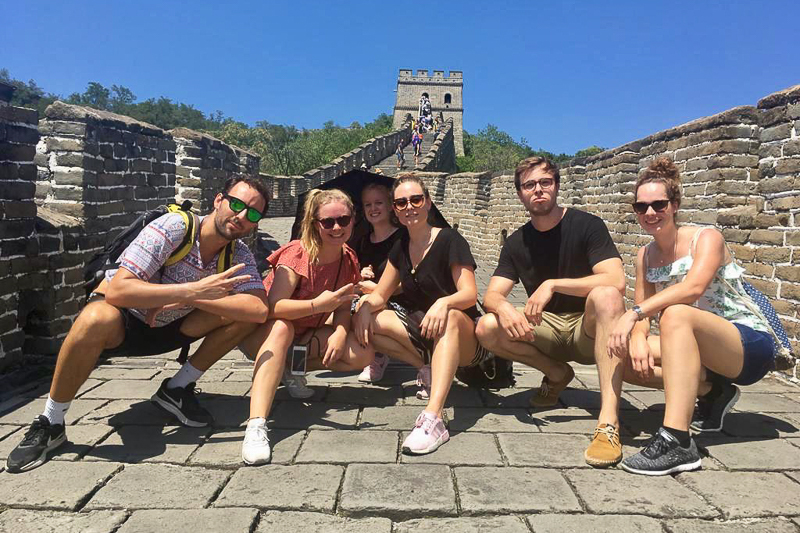 Austauschstudierende auf der Chinesischen Mauer