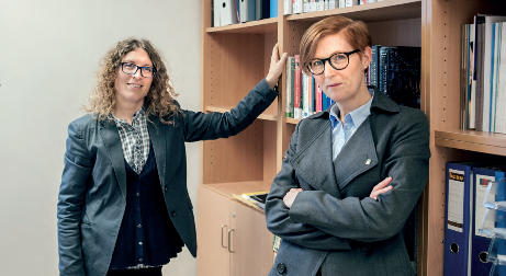 Portraits von Prof. Astrid Reichel und Prof. Eva Traut-Mattausch