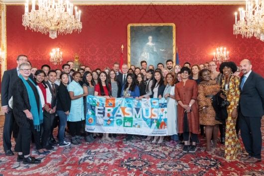 Barrierefreiheit: Kurzbeschreibung des Bildes