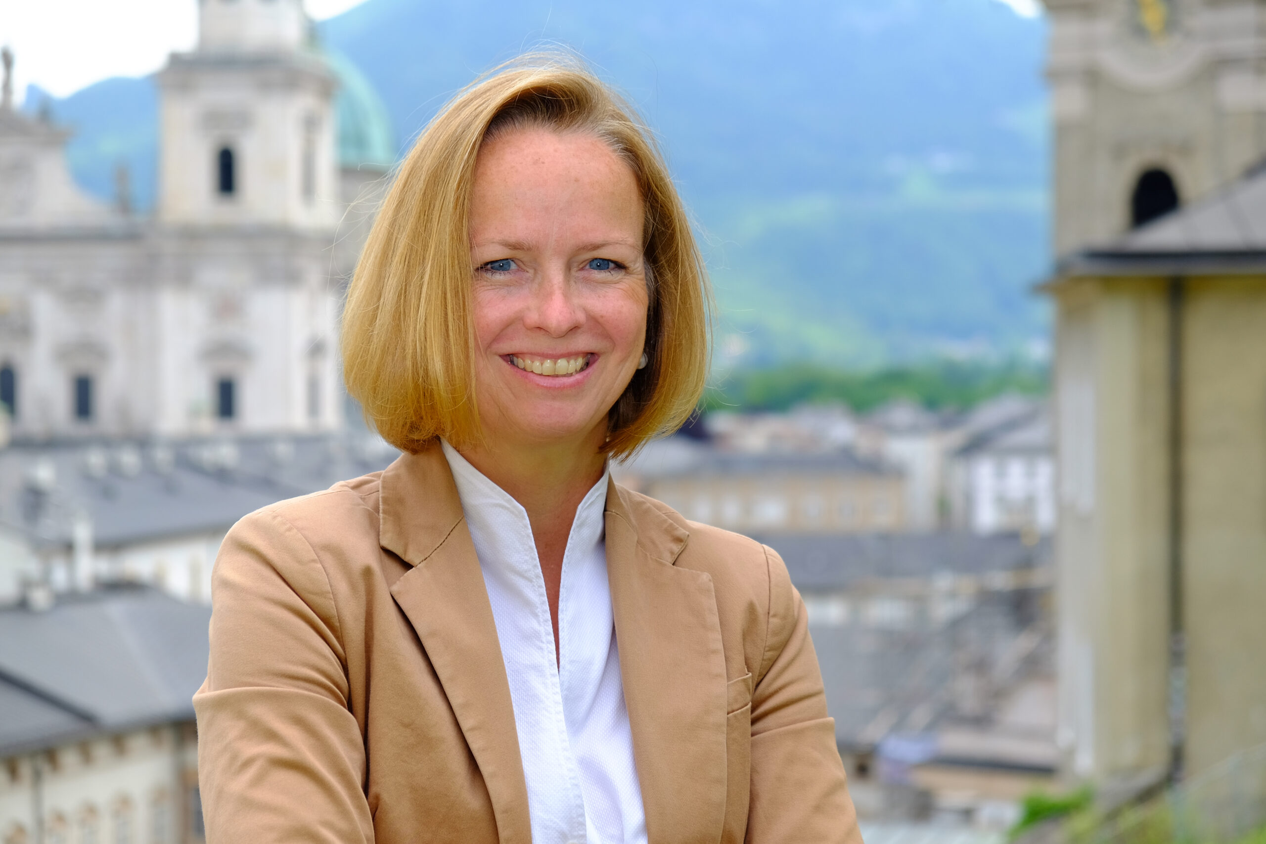 Ass.-Prof. Dr. Silvia Traunwieser