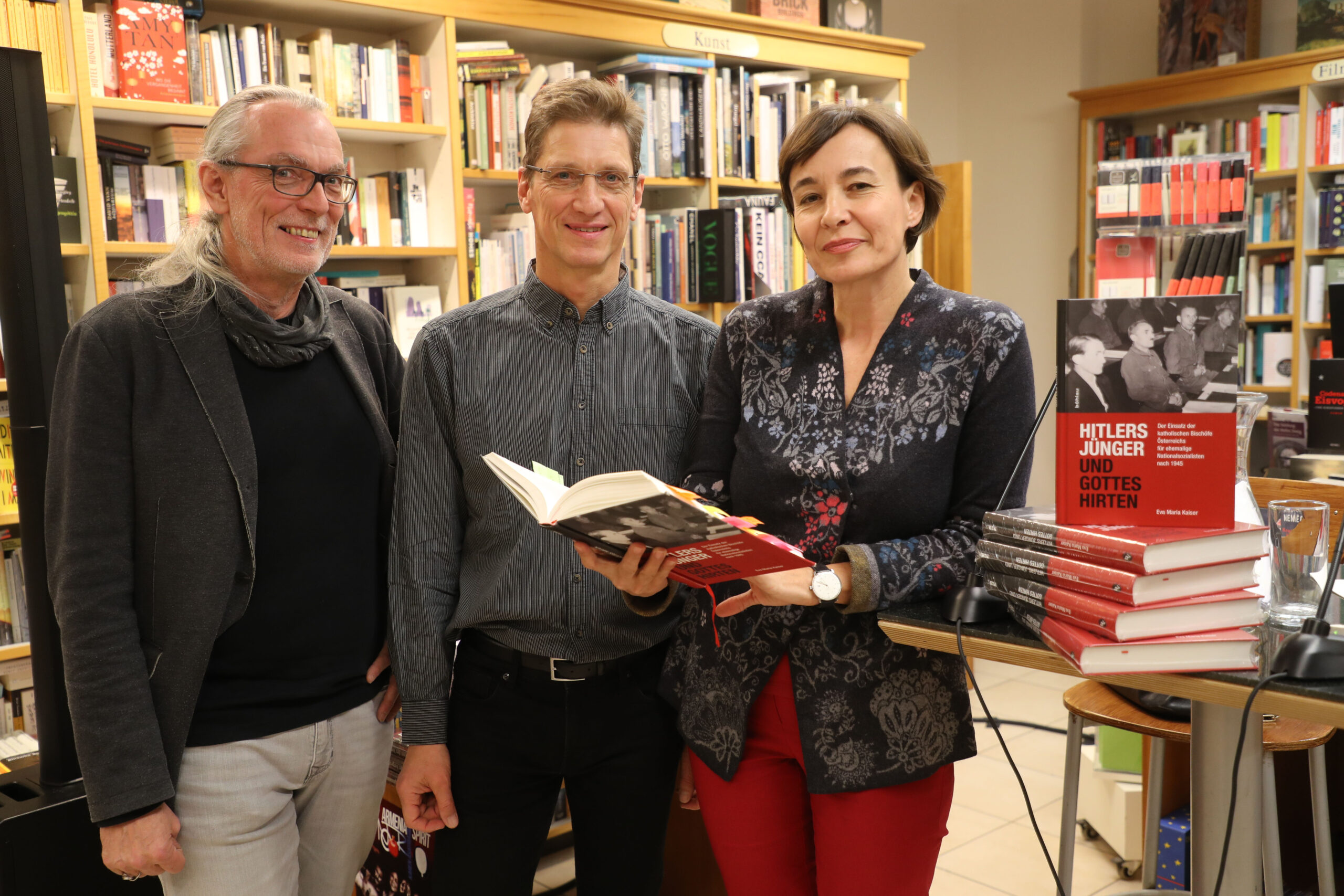 Univ.Prof. Dr. Dietmar W. Winkler leitet Moderation und Diskussion mit