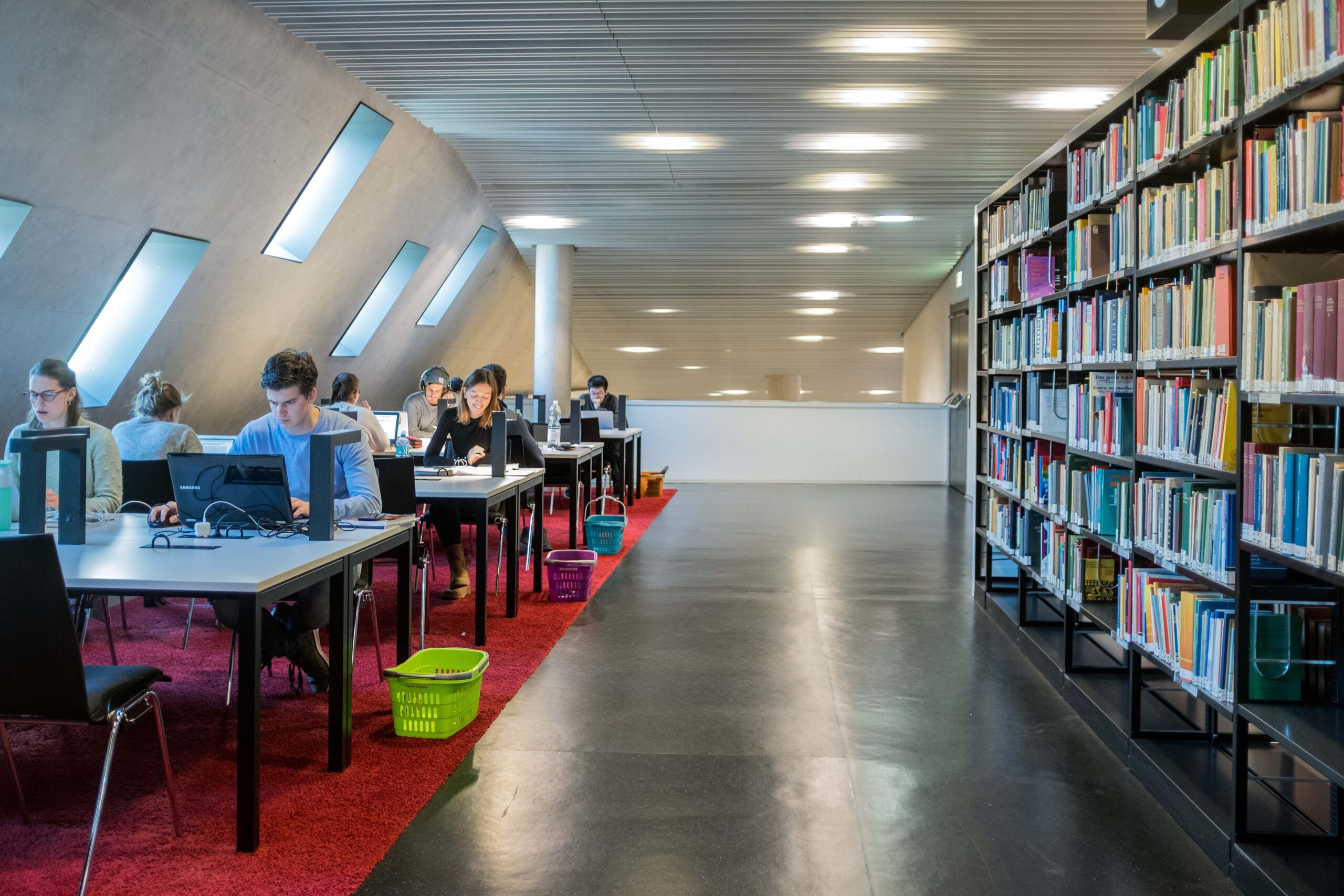 Bibliothek Unipark Studierende