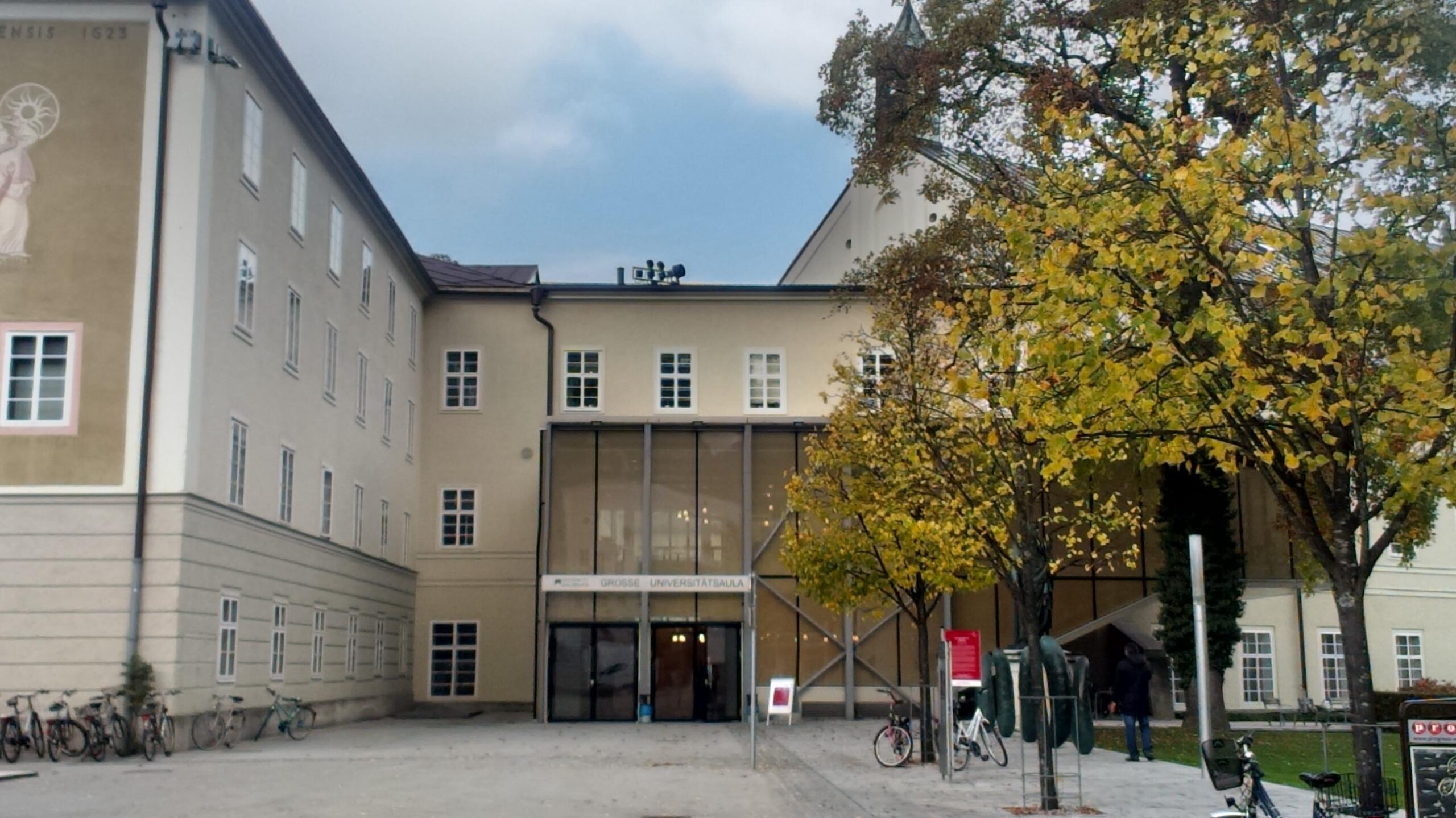 Gro&szlig;e Aula der Universit&auml;t Salzburg. Fotonachweis: PLUS