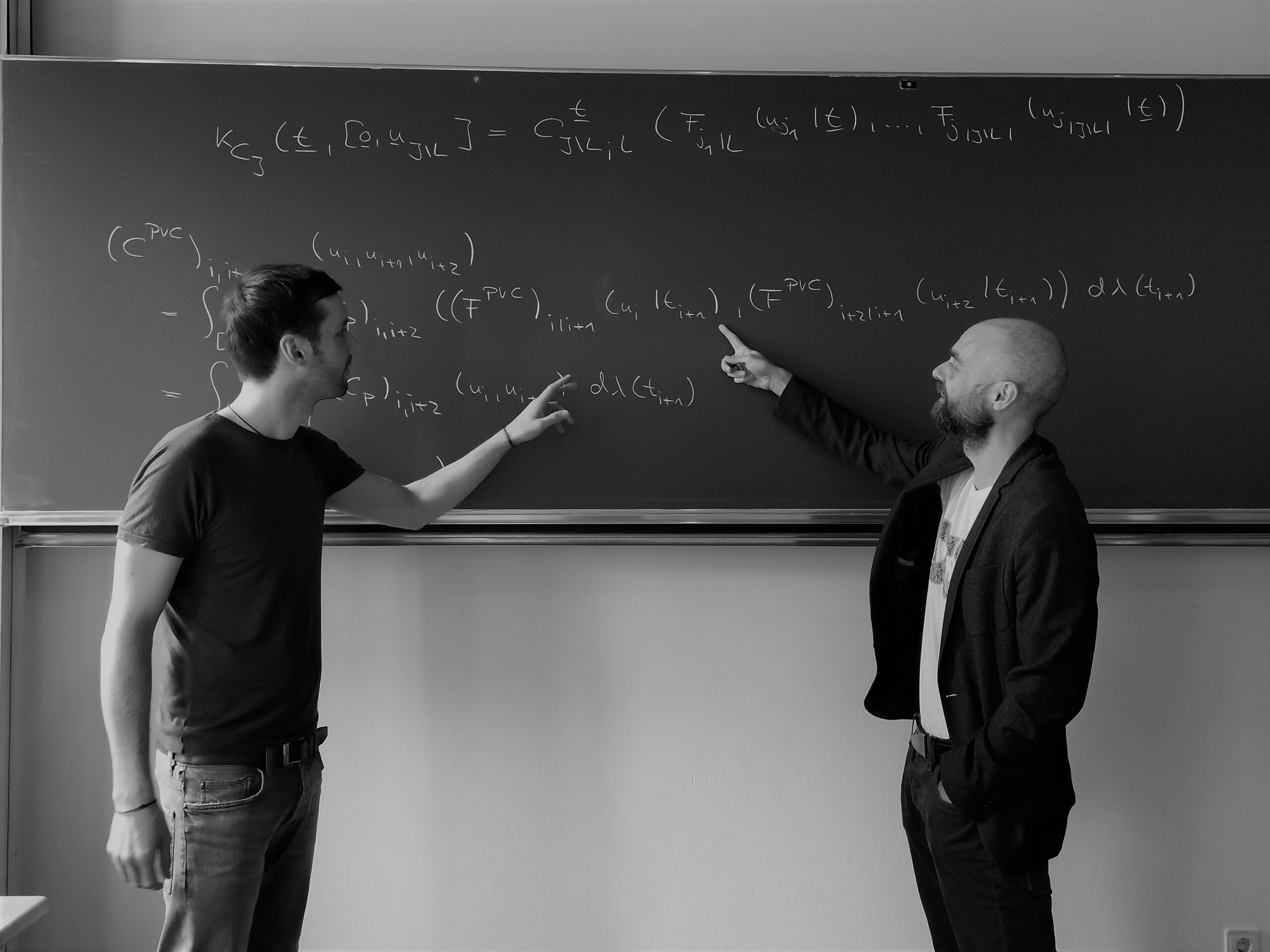 v.l.n.r.: Dr. Sebastian Fuchs und Univ.-Prof. Dr. Wolfgang Trutschnig