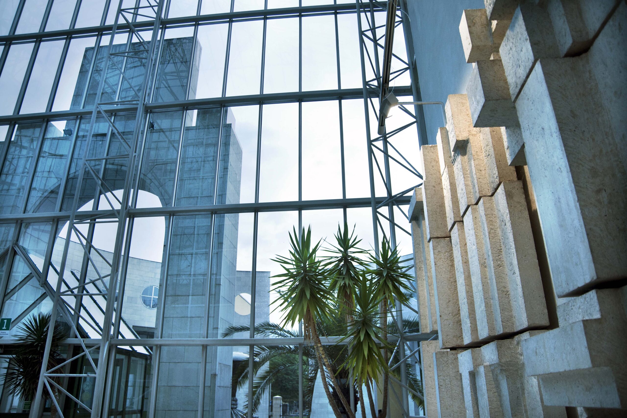 NAWI Fakultät Eingang