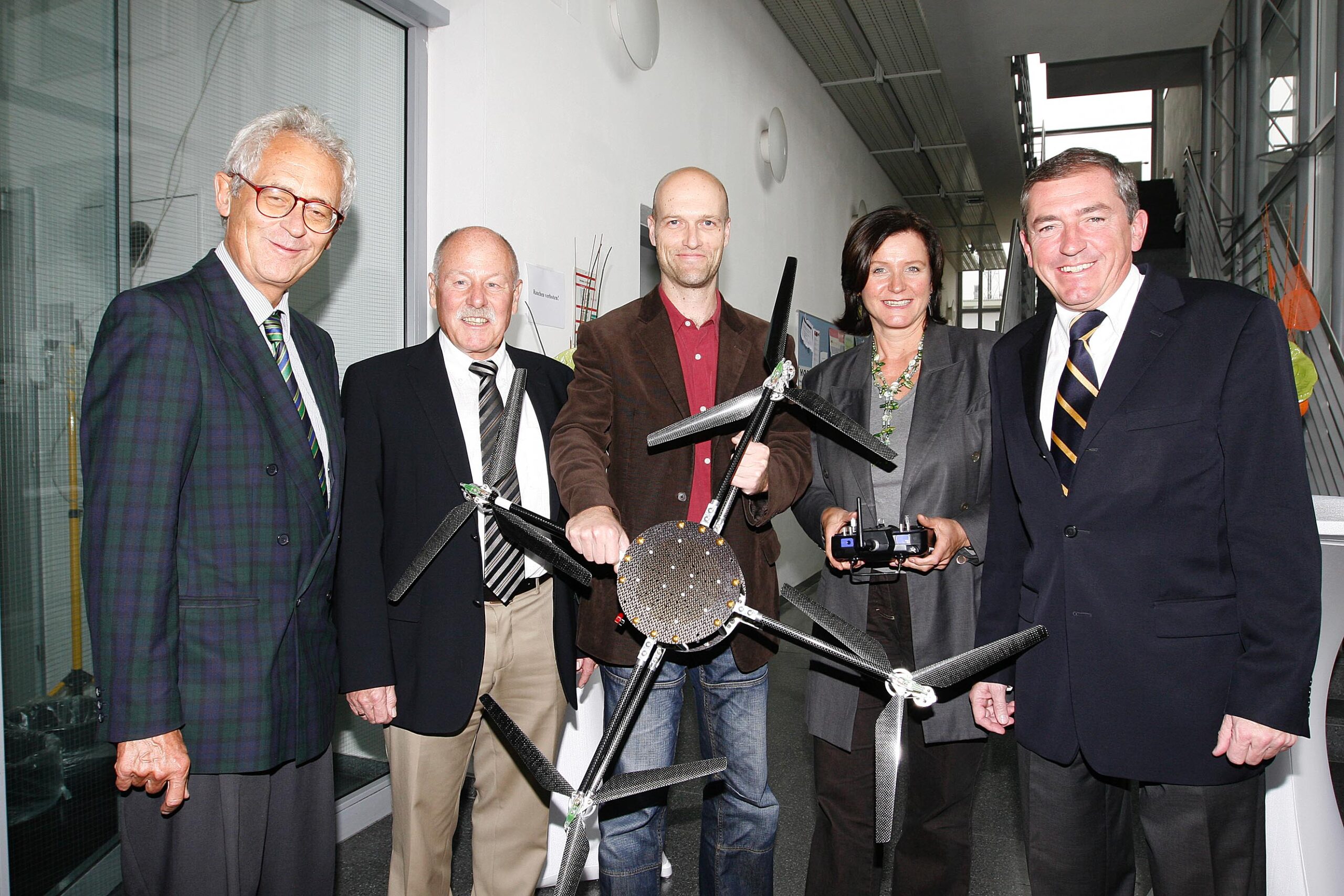 20-Jahre-Gruppe1[11704][1]