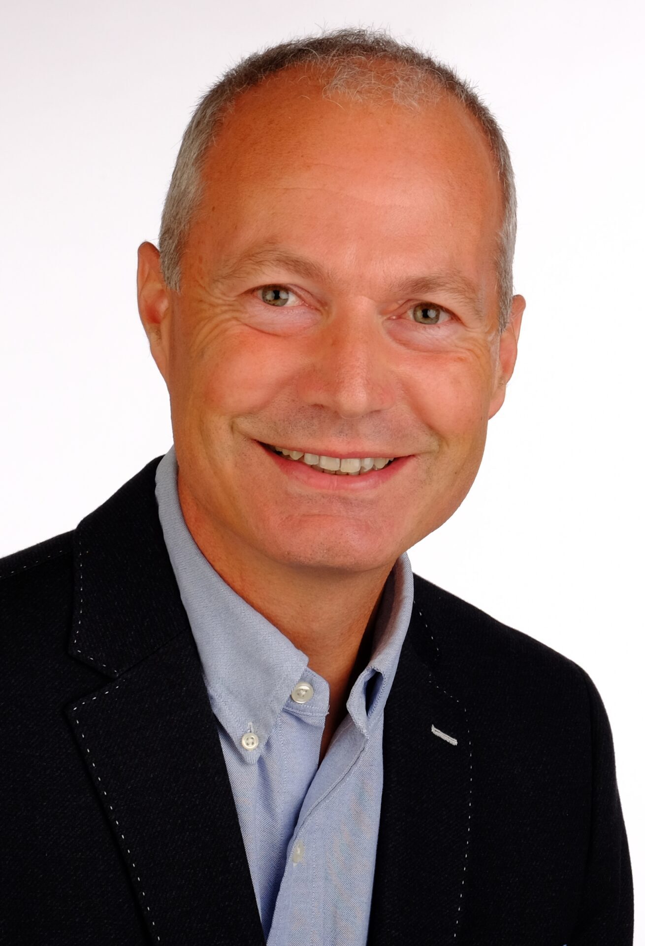 Univ.-Prof. Dr. Günter MARESCH