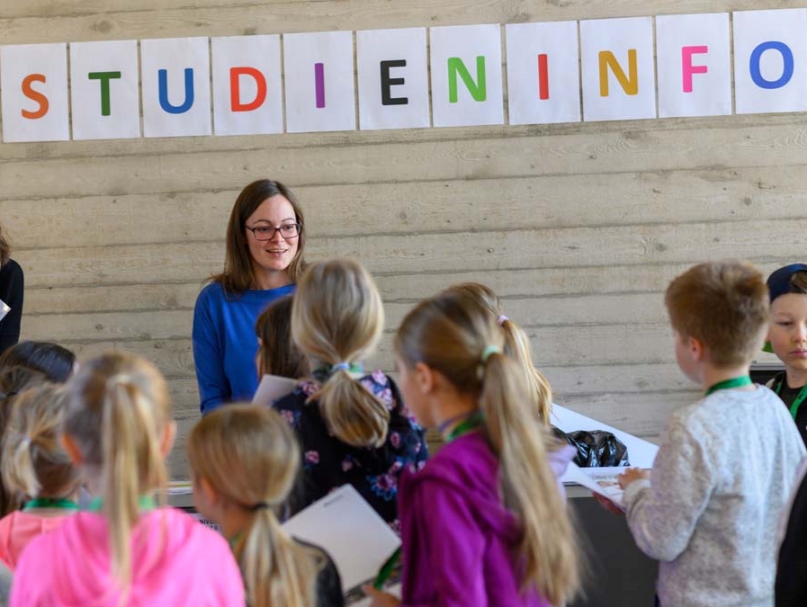 Studieninfo KinderUNI