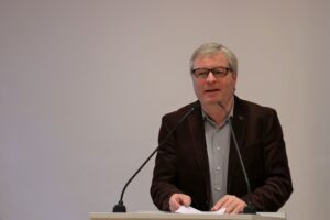 Prof. Franz Gmainer-Pranzl, Leiter des Salzburger "Zentrums Theologie Interkulturell und Studium der Religionen", würdigte die „geballte Ladung Kompetenz“ Martin Röttings.