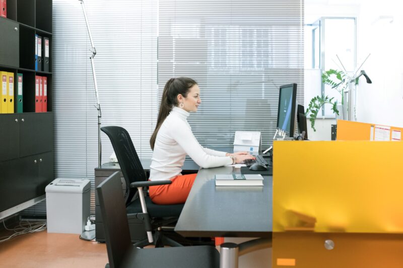 B&uuml;ro | Angestellte | Arbeit