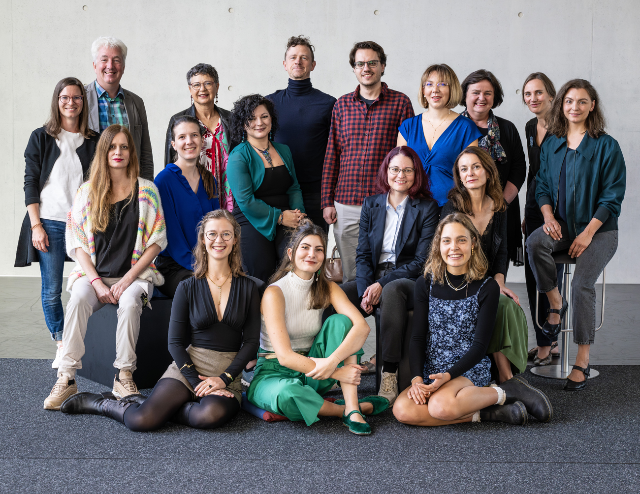 Gruppenphoto der Mitglieder an der Abteilung Musik- und Tanzwissenschaft