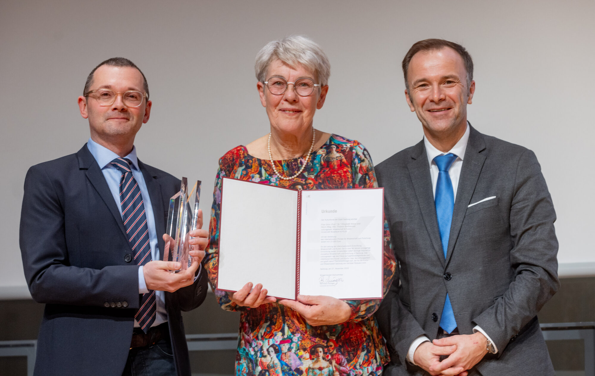 Mag. DDr. Thomas Ballhausen, Univ.-Prof. in Dr.in Elisabeth Klaus, Bürgermeister Stellvertreter Bernhard Auinger