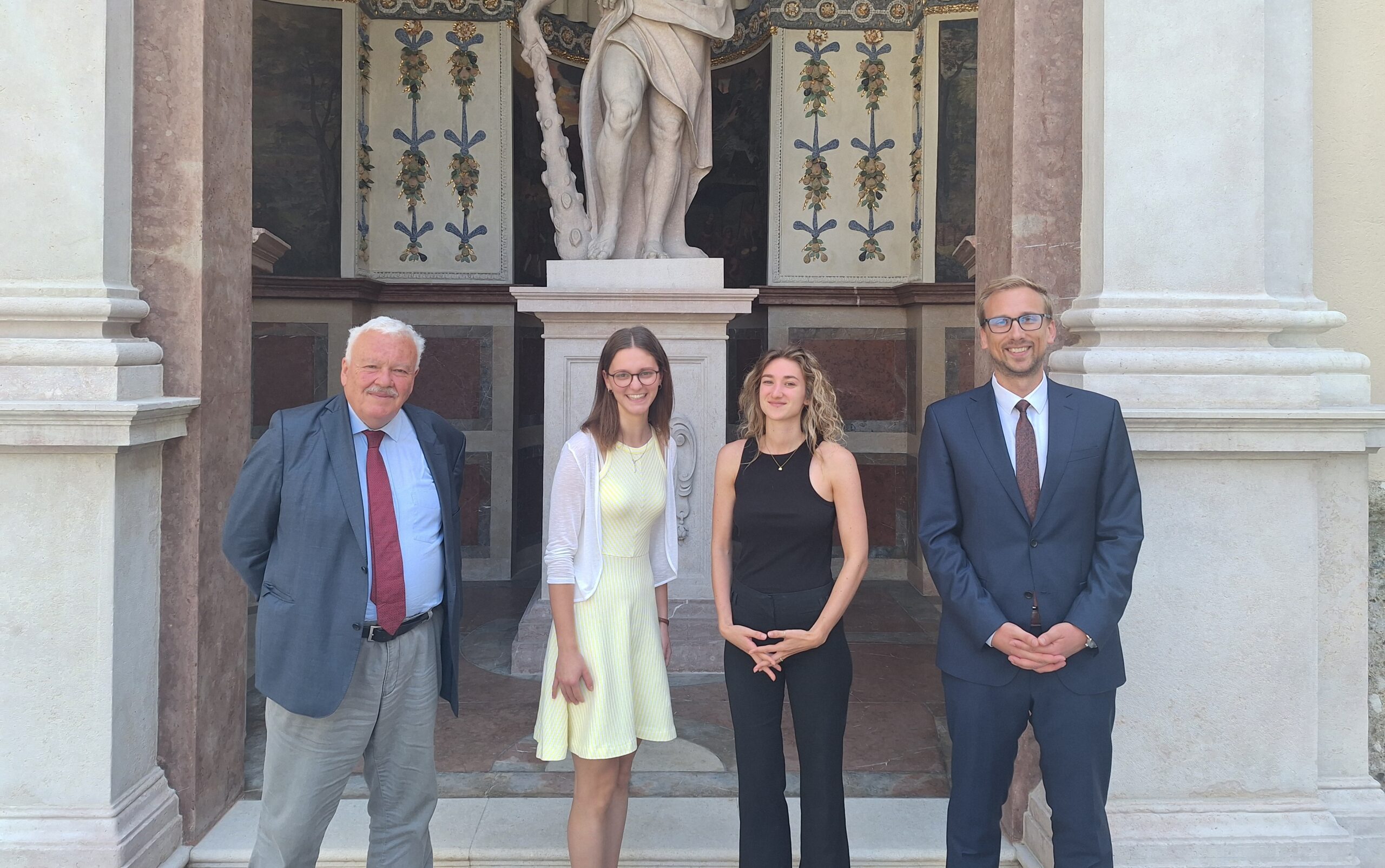 Gruppenfoto Moot Court Kartellrecht