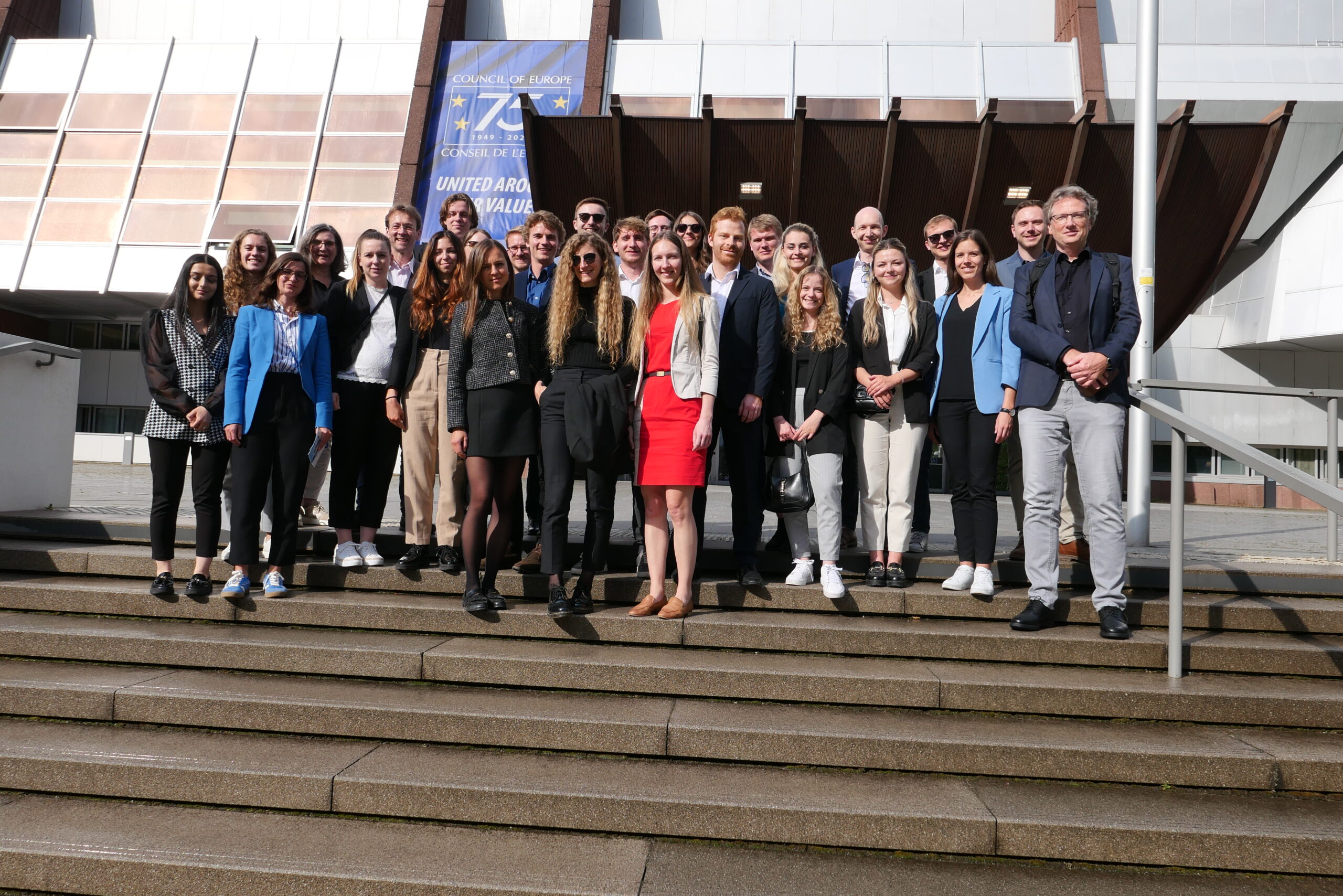 Gruppenfoto der Teilnehmer/innen am RiAA Seminar 2024