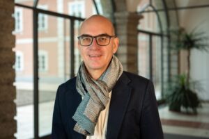 Porträt VR-Assoz.-Prof.-Dr.-Stefan-Lang