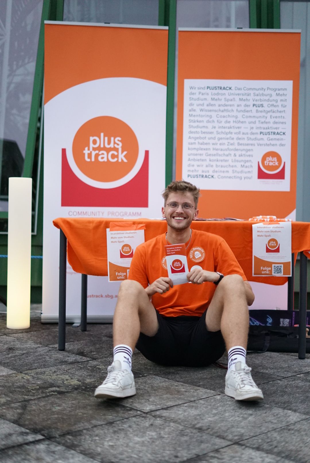 Semesterabschluss und Einweihung der Dachterrasse an der NLW in Kooperation mit Career Center & Startup Center