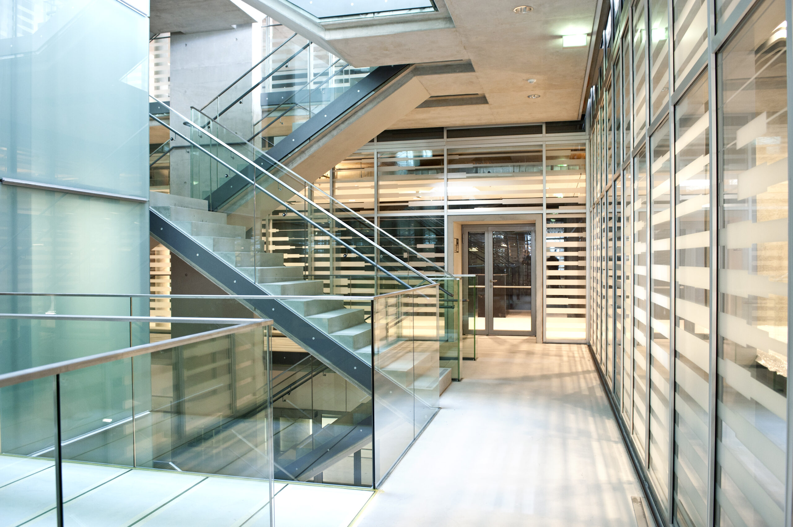 Unipark Nonntal Au&szlig;enansicht Seitenaufgang