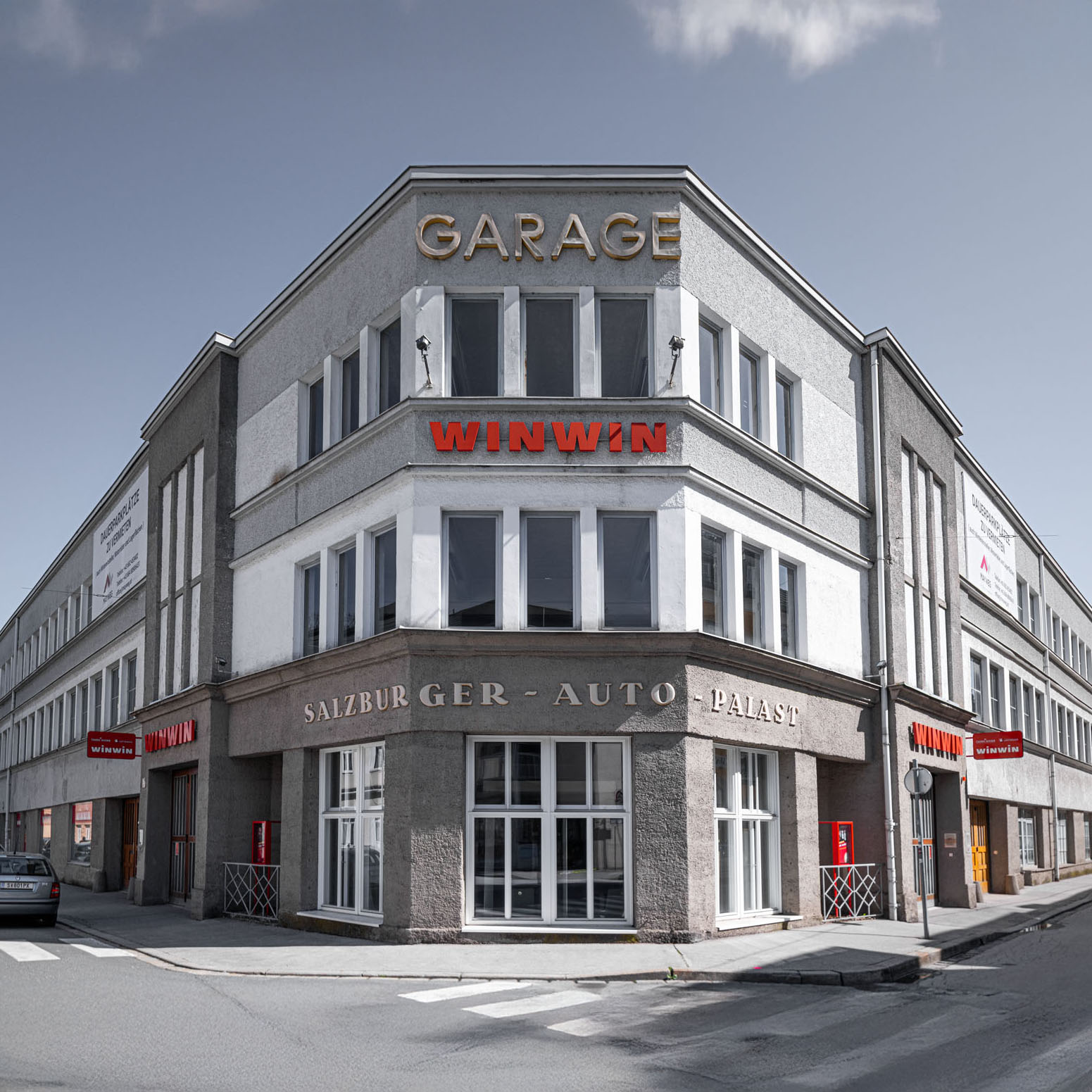 Titelbild: Autopalast