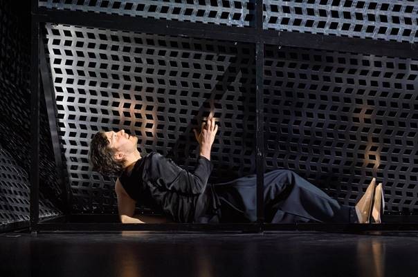 Der Fremde – Maximilian Paier