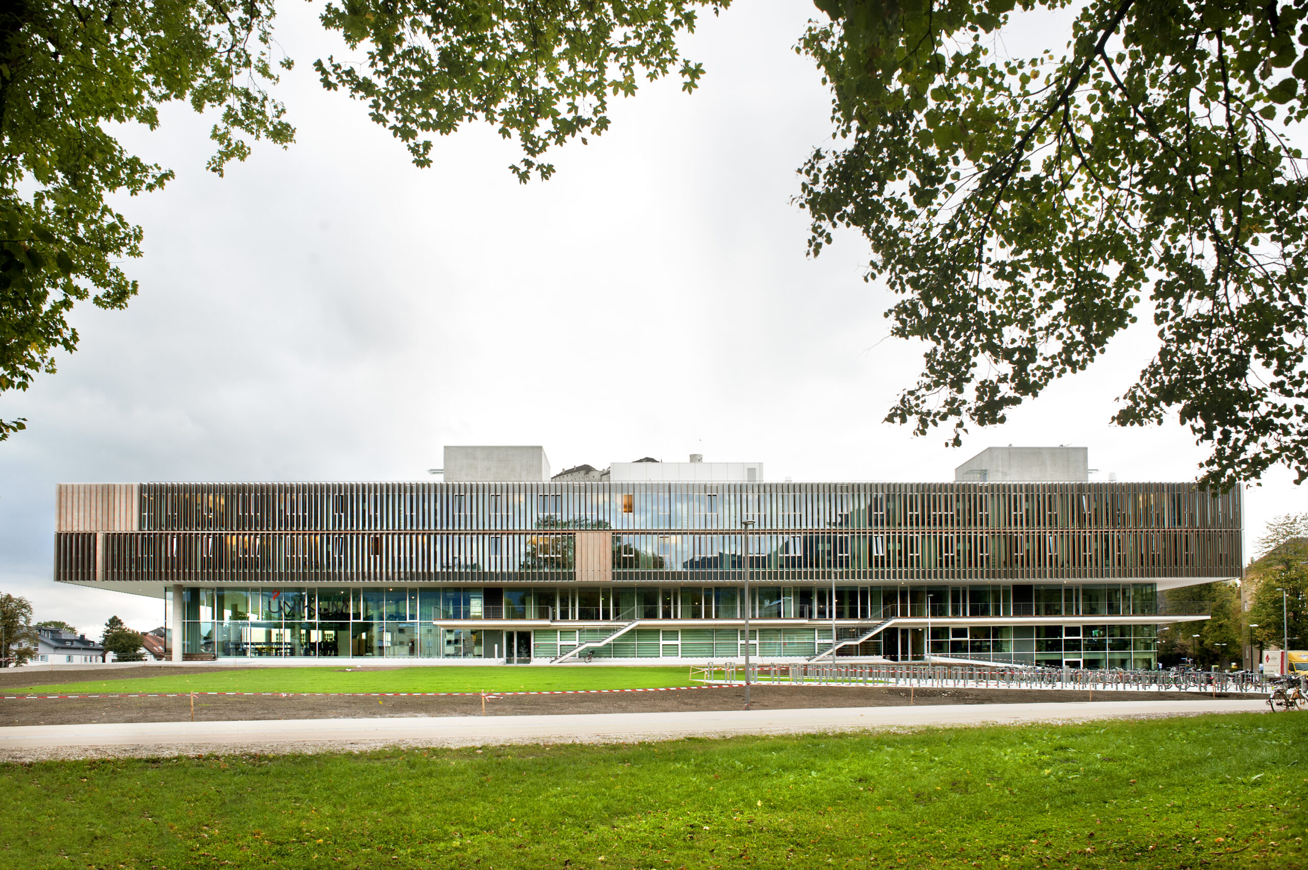 Unipark frontal