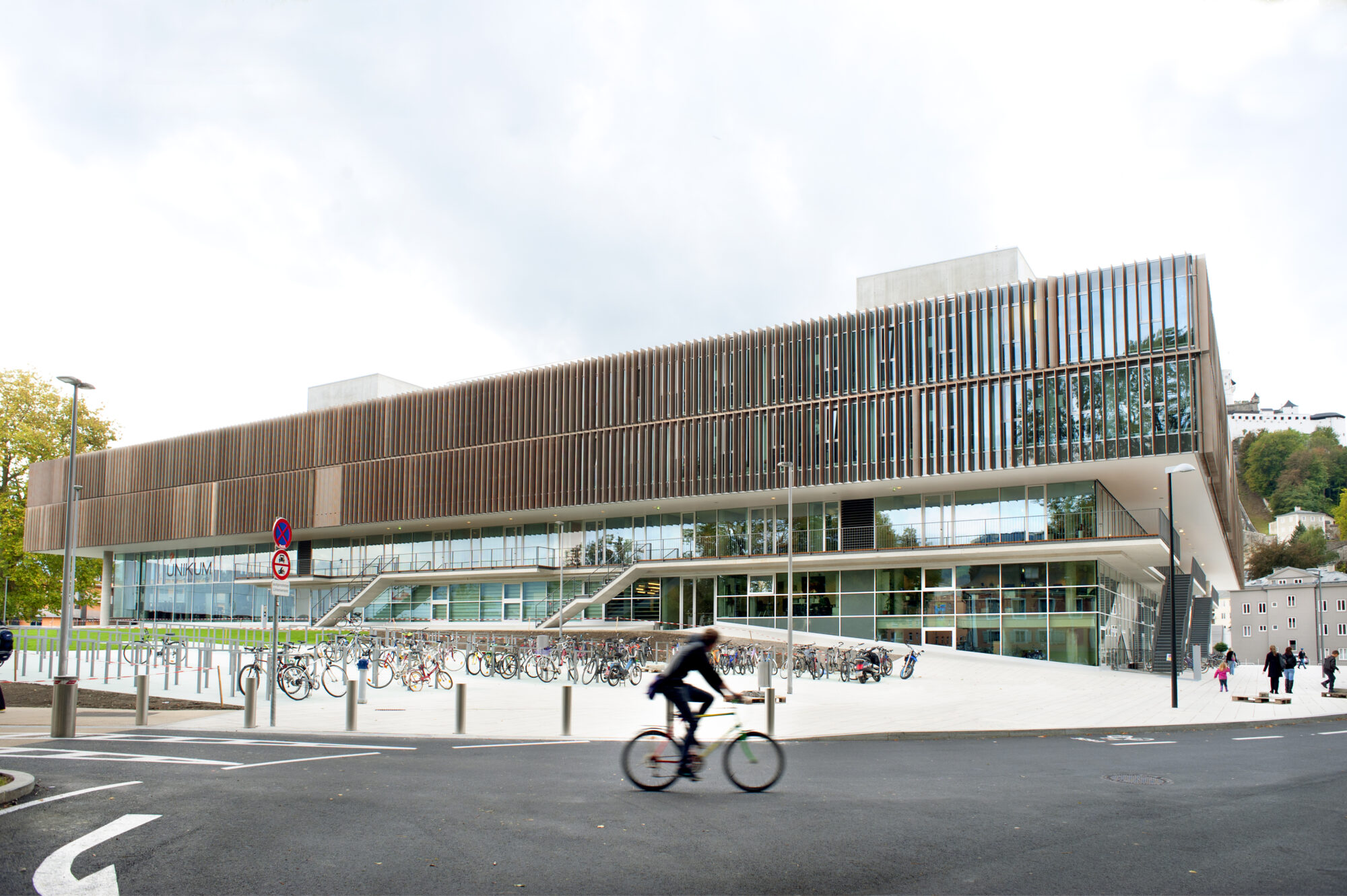 Au&szlig;enansicht UNIPARK