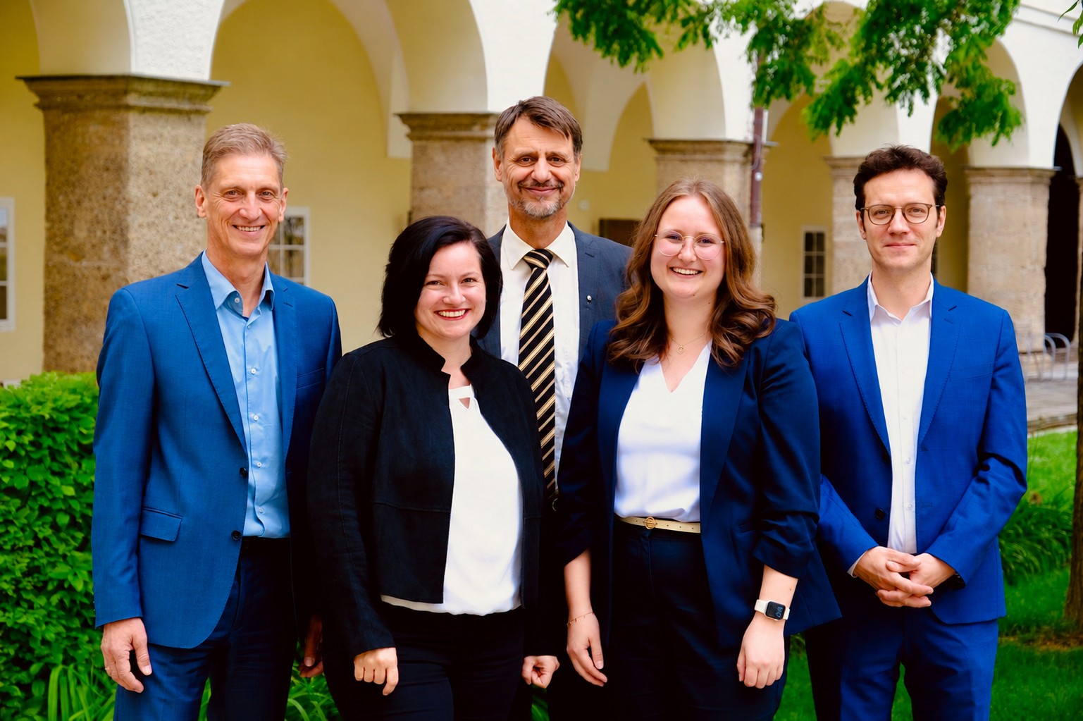 Das Team des Fakultätsbüros