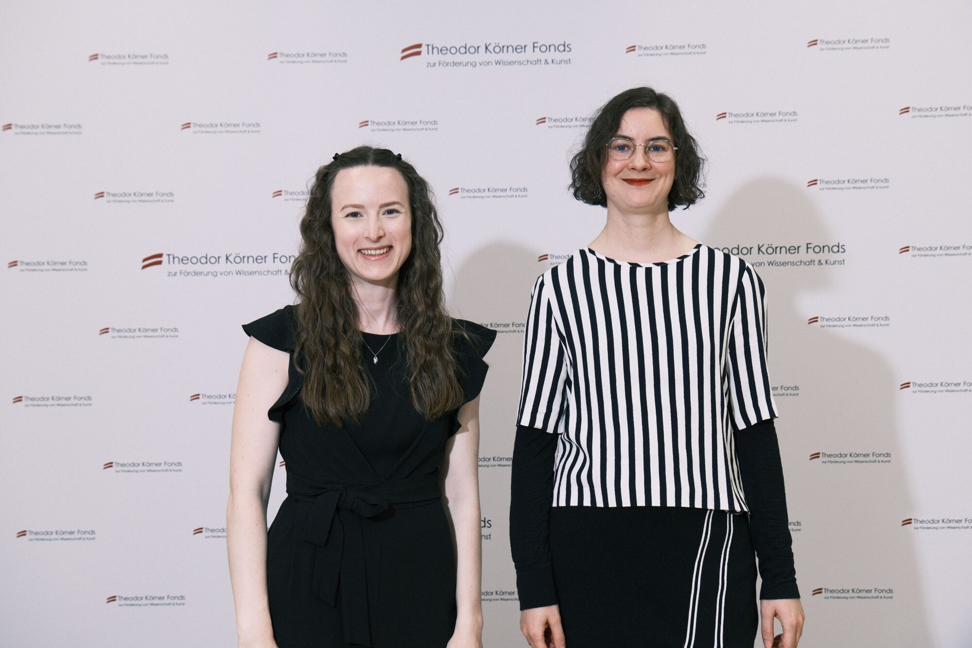 Preistr&auml;gerinnen Hannah Kalcher und Marlen Mairhofer