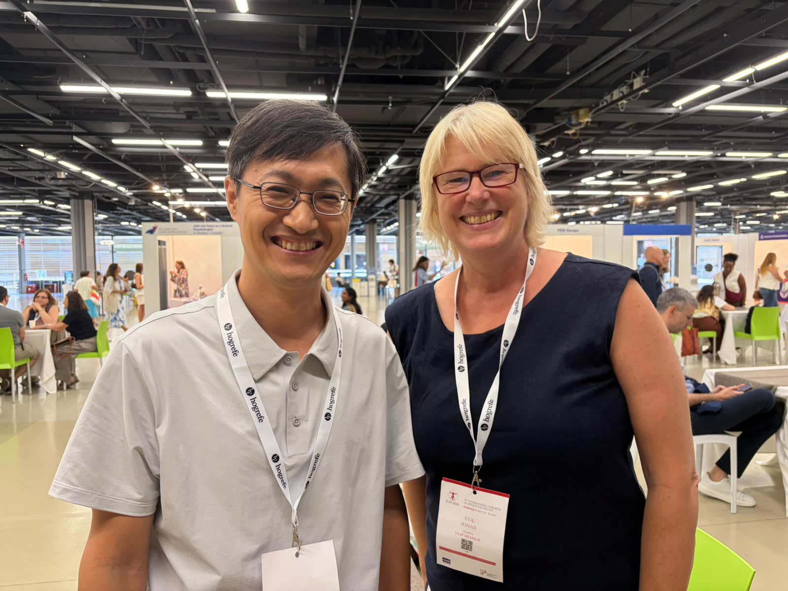 Foto Hongfei Du und Eva Jonas