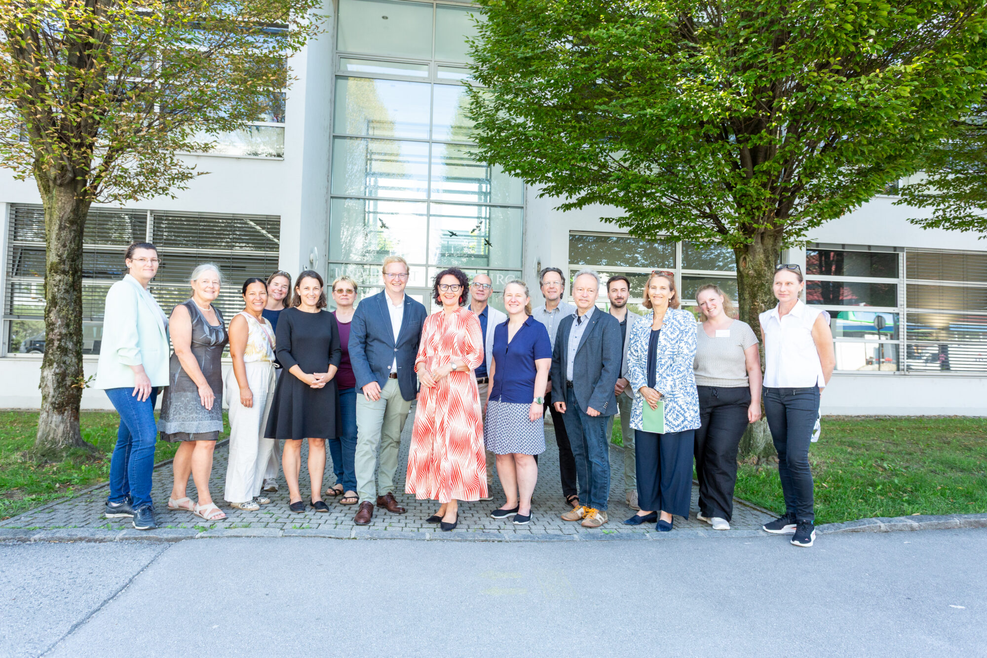 Gruppenfoto Eröffnung ditact