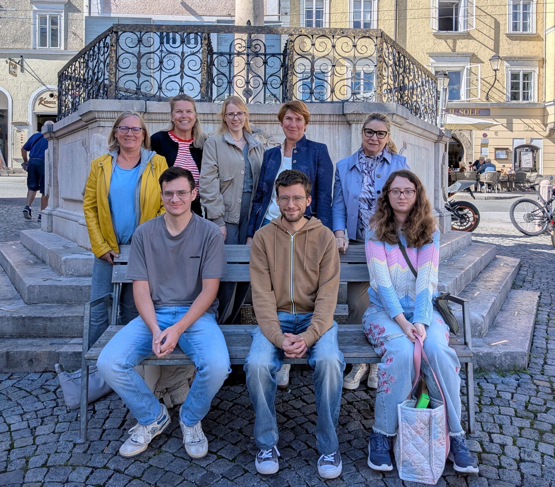 Gruppenfoto Lehrlingsfrühstück