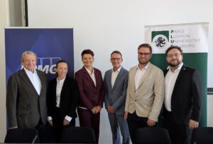 Gruppenfoto PraxisFokus Familienunternehmen