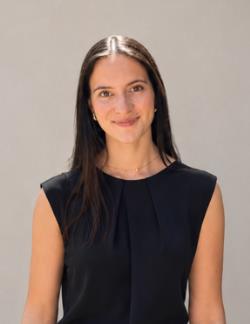 Bewerbungsfoto Lena Sch&ouml;ffl